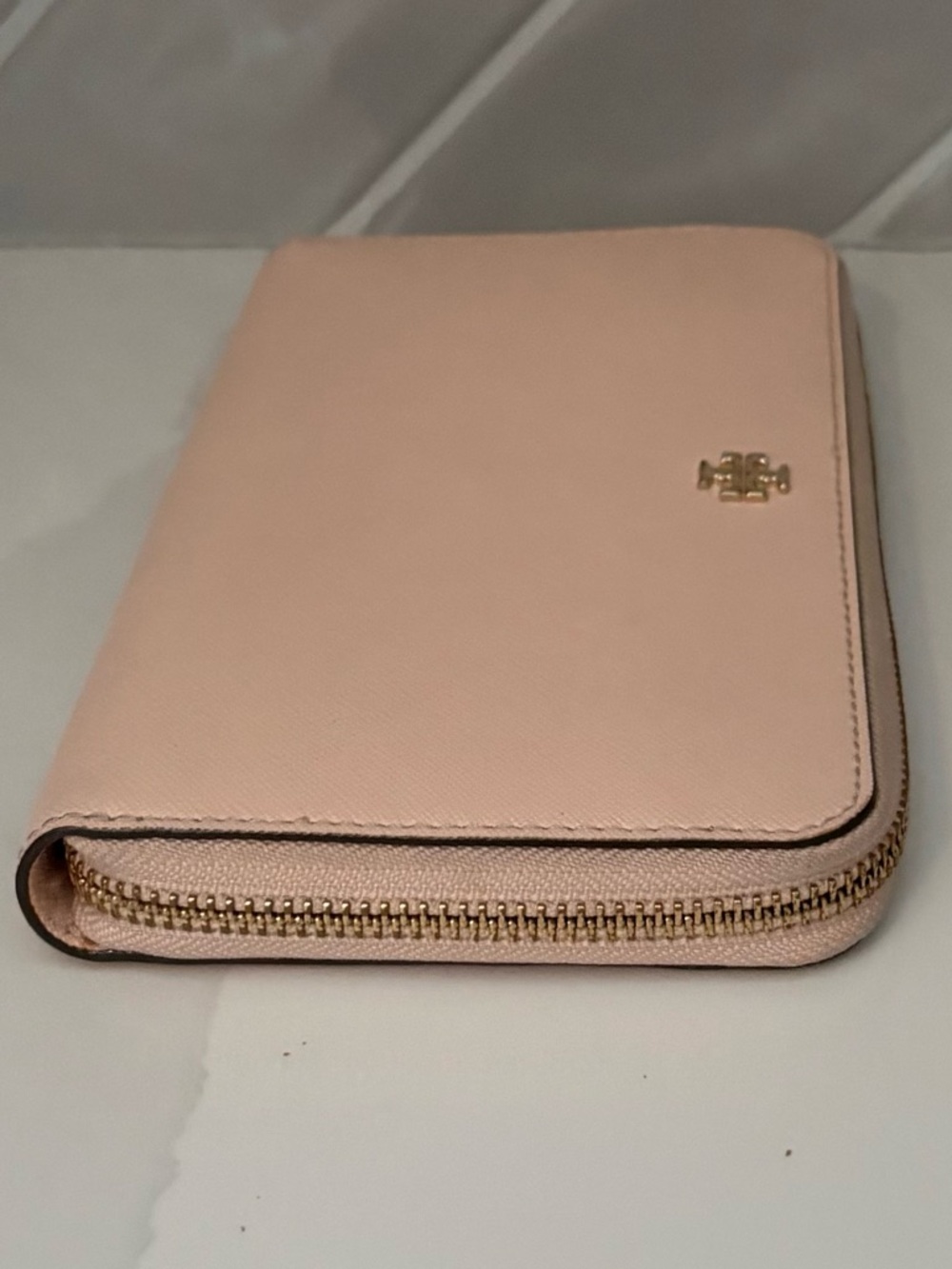 TORY BURCH Saffiano Leather Continental Wallet - Picture 6 of 12
